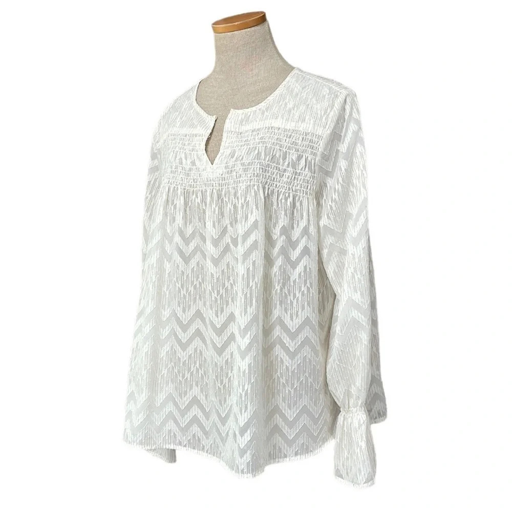 Maette Blouse Long Sleeve Sheer Zig Zag Metallic White Gold Size X Large XL